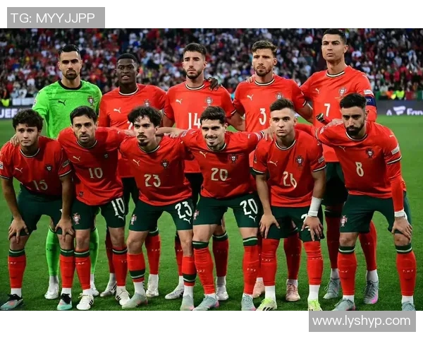 克里斯蒂亚诺罗纳尔多荣耀与传奇人生全面解读