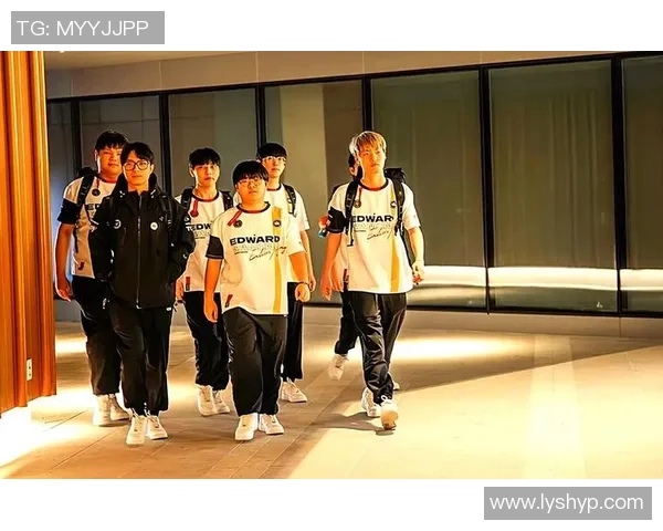 全球顶级电竞赛事燃爆赛场各路豪强巅峰对决谁能问鼎荣耀桂冠